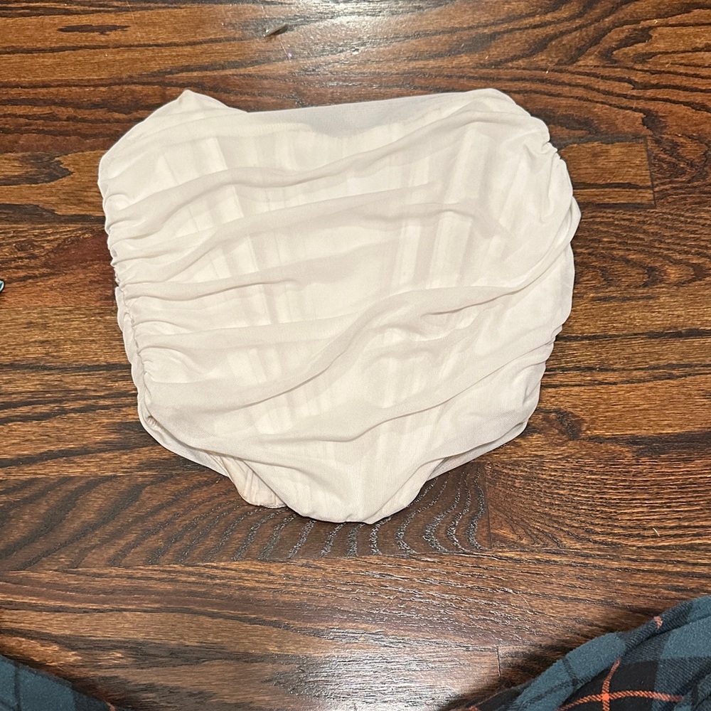 Chic Cream Strapless Ruched Top